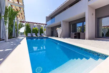 4-Bedroom Villa in Rogoznica with Seasonal Heated Pool