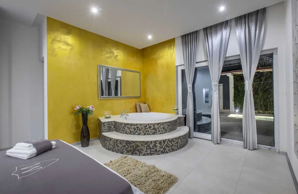 4-Bedroom Villa in Rogoznica with Seasonal Heated Pool
