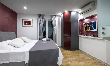 4-Bedroom Villa in Rogoznica with Seasonal Heated Pool