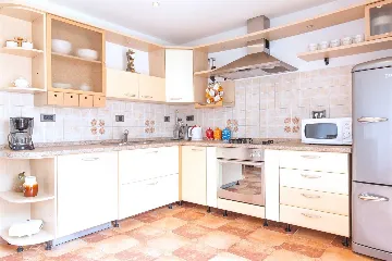 3-Bedroom Villa with Private Pool in Sumartin