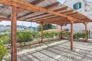 3-Bedroom Villa for 6 in Sumartin