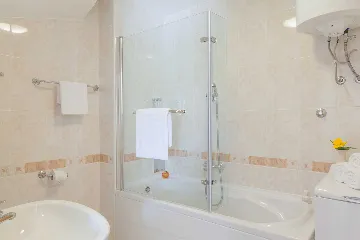 3-Bedroom Villa for 6 in Sumartin