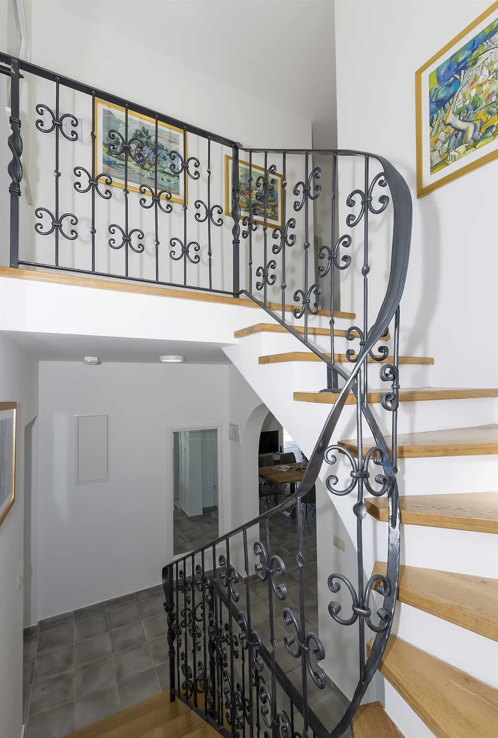 4-Bedroom Villa in Milna for up to 8 Guests