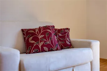 4-Bedroom Villa in Sumartin with Private Pool