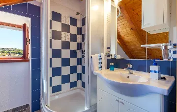 3-Bedroom Villa in Milna for 7 with Private Pool