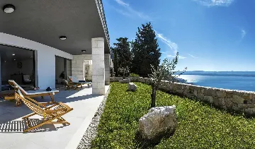 3-Bedroom Villa in Omiš with Heated Pool