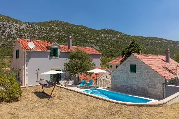 4-Bedroom Villa in Župa with Heated Pool