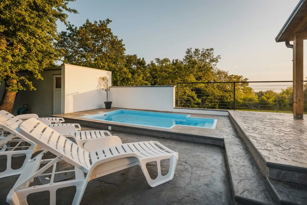 2-Bedroom Villa with Private Pool in Umag