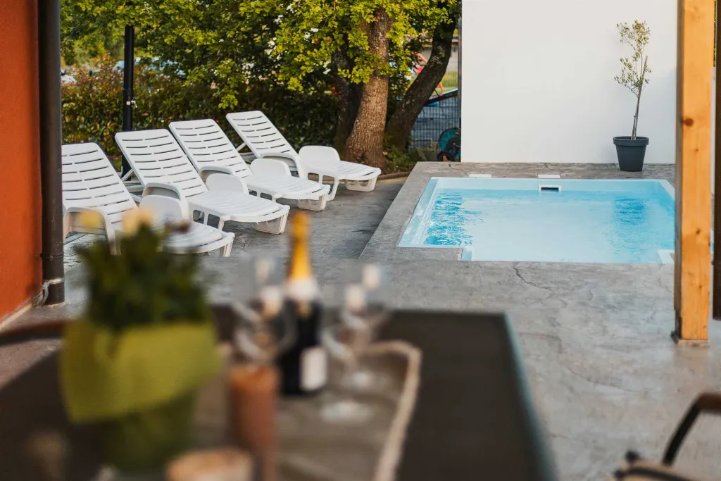 2-Bedroom Villa with Private Pool in Umag