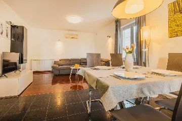 2-Bedroom Villa with Private Pool in Umag