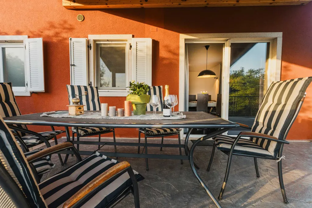 2-Bedroom Villa with Private Pool in Umag