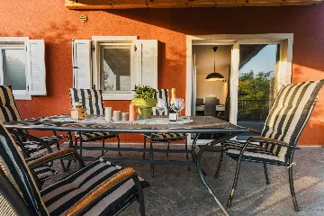 2-Bedroom Villa with Private Pool in Umag