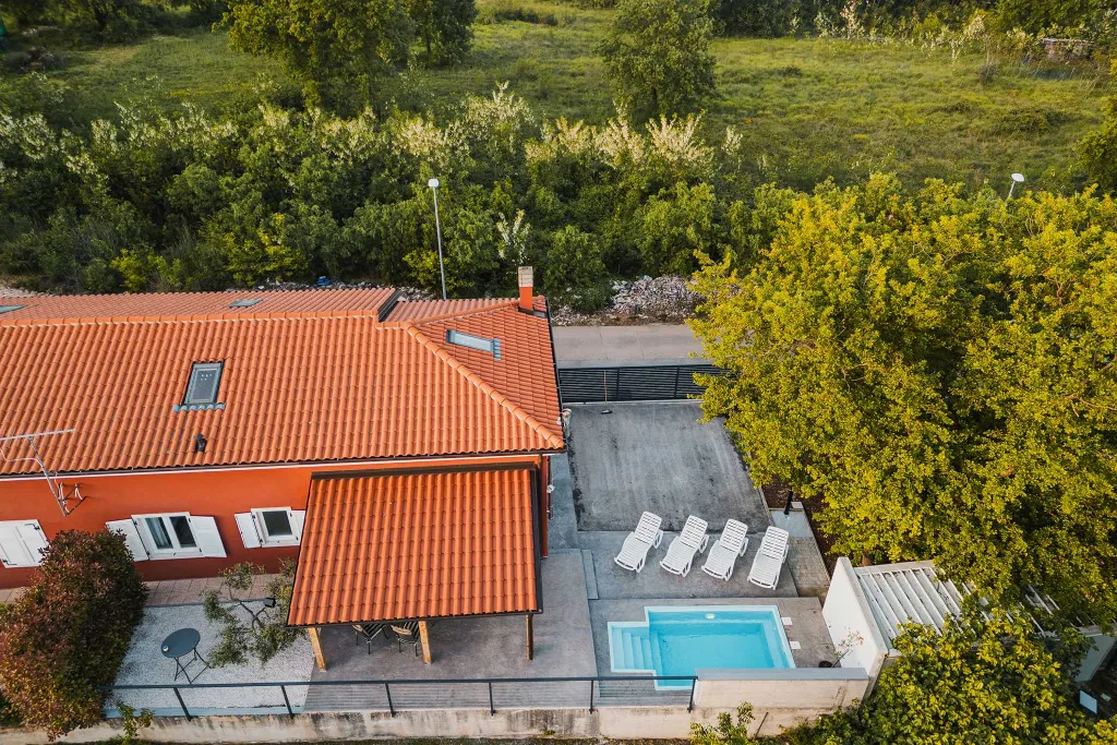 2-Bedroom Villa with Private Pool in Umag