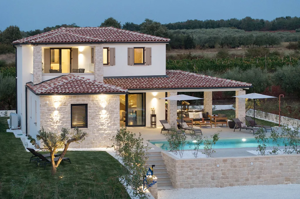 Heated Pool Villa in Nova Vas, Croatia