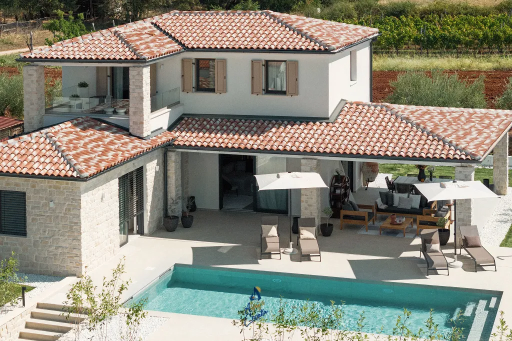 Heated Pool Villa in Nova Vas, Croatia