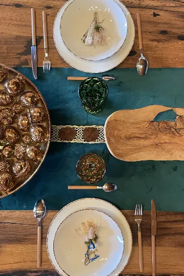 Milna 4-Bedroom Villa for up to 10 with Heated Pool