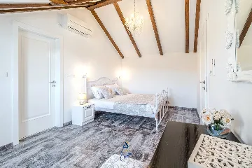 Seafront Villa with Heated Pool in Milna (Sleeps 10)