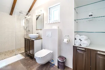 Seafront Villa with Heated Pool in Milna (Sleeps 10)