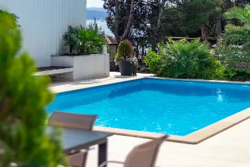 6-Bedroom Villa for 12 in Punat with Heated Pool