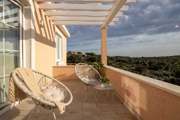 4-Bedroom Villa in Ražanj for Up to 8 Guests