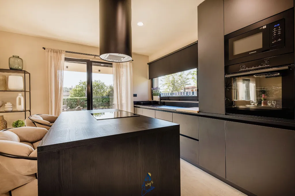 3-Bedroom Villa in Tar for 6 Guests with Pool