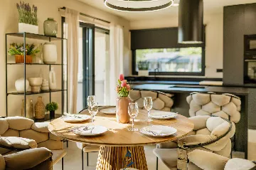 3-Bedroom Villa in Tar for 6 Guests with Pool