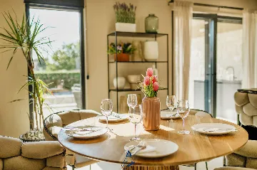 3-Bedroom Villa in Tar for 6 Guests with Pool