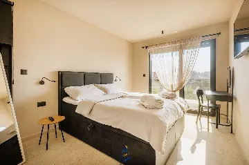 3-Bedroom Villa in Tar for 6 Guests with Pool