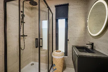 3-Bedroom Villa in Tar for 6 Guests with Pool