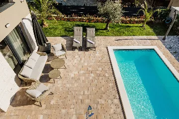 3-Bedroom Villa in Tar for 6 Guests with Pool