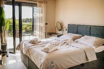 3-Bedroom Villa in Tar for 6 Guests with Pool