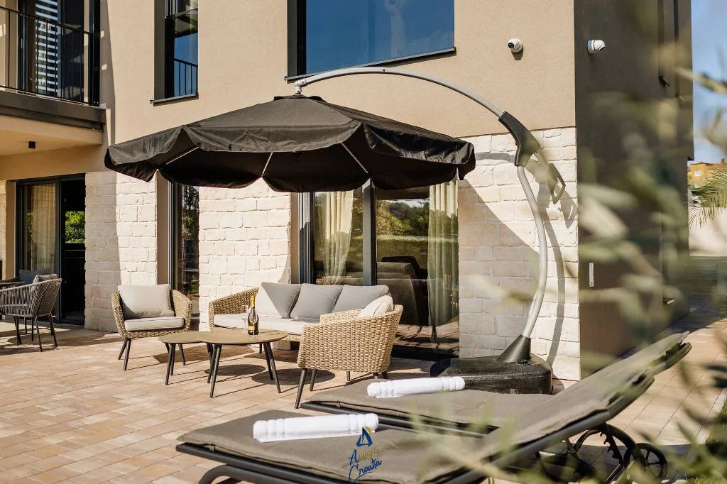 3-Bedroom Villa in Tar for 6 Guests with Pool