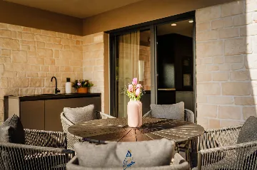 3-Bedroom Villa in Tar for 6 Guests with Pool