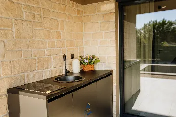 3-Bedroom Villa in Tar for 6 Guests with Pool