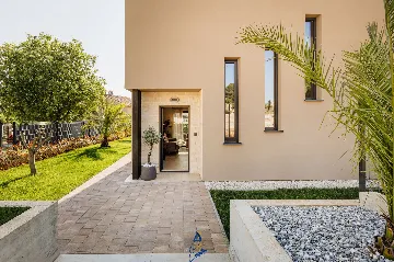 3-Bedroom Villa in Tar for 6 Guests with Pool