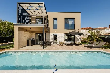 3-Bedroom Villa in Tar for 6 Guests with Pool