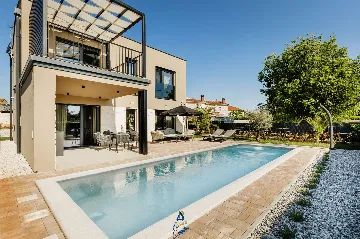 3-Bedroom Villa in Tar for 6 Guests with Pool