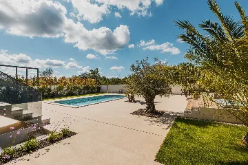 3-Bedroom Villa in Poreč for 6 Guests
