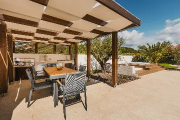 3-Bedroom Villa in Poreč for 6 Guests