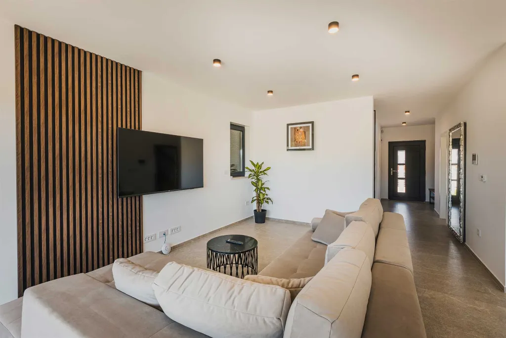 3-Bedroom Villa in Poreč for 6 Guests