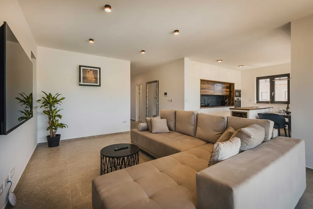 3-Bedroom Villa in Poreč for 6 Guests