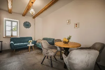 2-Bedroom Villa in Baderna for Up to 4 Guests