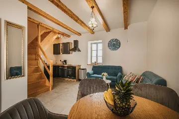 2-Bedroom Villa in Baderna for Up to 4 Guests