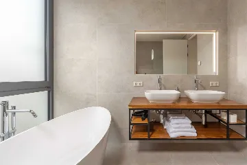 5-Bedroom Villa with Hydromassage Infinity Pool in Rogoznica