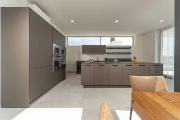 5-Bedroom Villa with Hydromassage Infinity Pool in Rogoznica