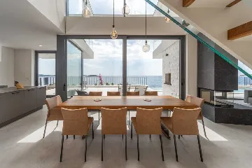 5-Bedroom Villa with Hydromassage Infinity Pool in Rogoznica