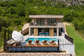 3-Bedroom Villa with Heated Pool in Dubrovnik