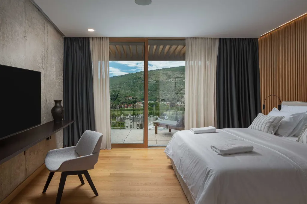 3-Bedroom Villa with Heated Pool in Dubrovnik