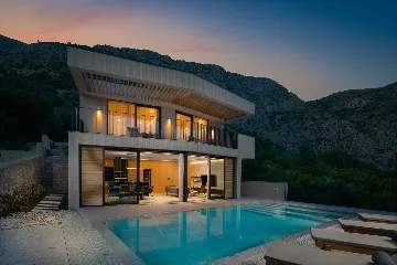 3-Bedroom Villa with Heated Pool in Dubrovnik