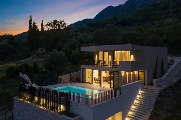 3-Bedroom Villa with Heated Pool in Dubrovnik